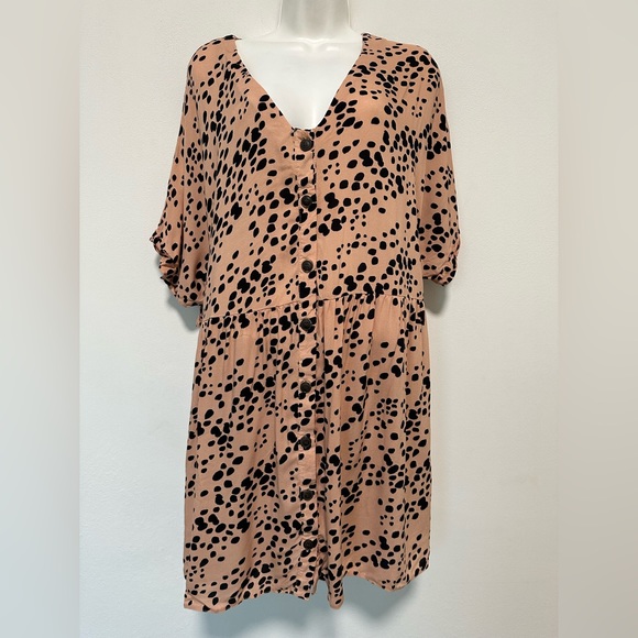ASOS Design Button Through Tie Side Oversized Smock Mini Dress in Animal Print - Picture 5 of 8
